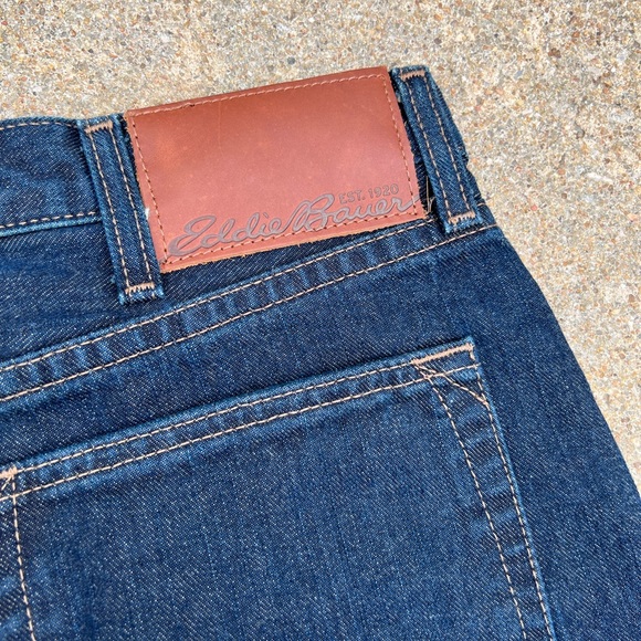 Eddie Bauer Mens Straight DK Indigo Denim Jeans - Picture 2 of 11